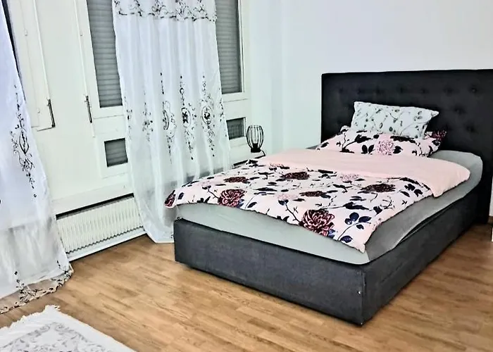 Kleine Im Zentrum Nahe Marzili * 베른